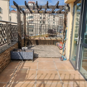 重庆街框架带平台