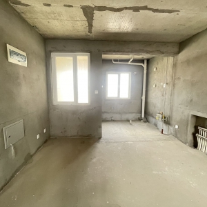 学府水岸，三室两厅一卫，带储藏室